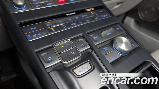 Hyundai Nexo 2023 — photo 12
