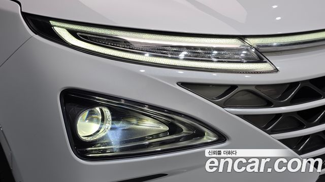 Hyundai Nexo 2023 — photo 8