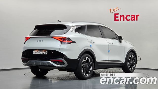 Kia Sportage 2022 — photo 2