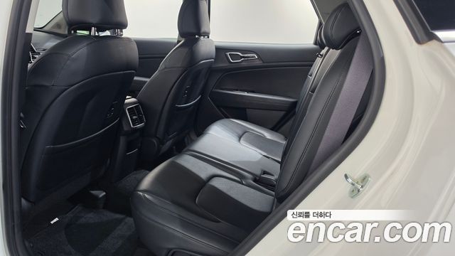 Kia Sportage 2022 — photo 24