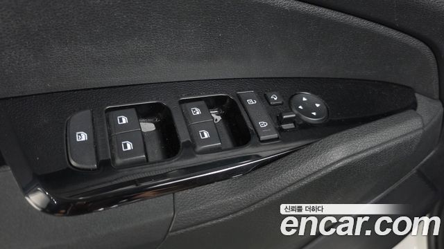 Kia Sportage 2022 — photo 28