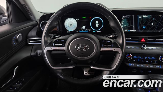 Hyundai AVANTE 2021 — photo 18