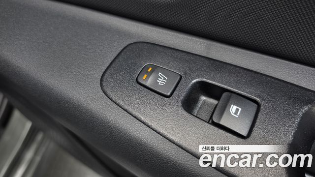 Hyundai AVANTE 2021 — photo 25