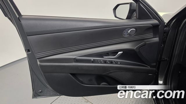 Hyundai AVANTE 2021 — photo 14
