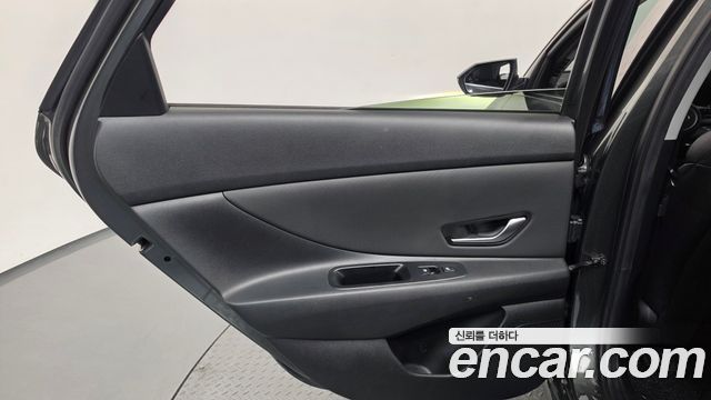 Hyundai AVANTE 2021 — photo 15