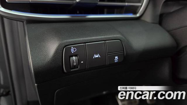 Hyundai AVANTE 2021 — photo 27