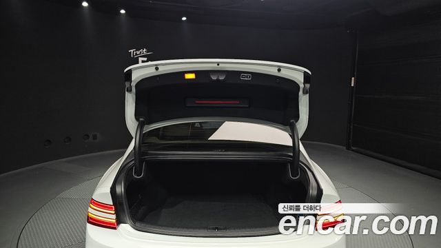 Genesis G80 2025 — photo 20