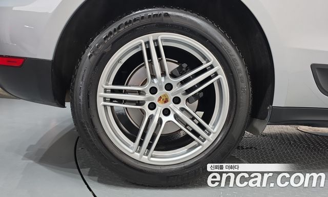 Porsche Macan 2019 — photo 5