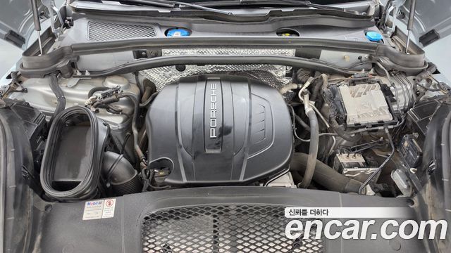 Porsche Macan 2019 — photo 6