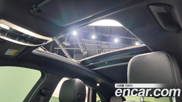 Porsche Macan 2019 — photo 24