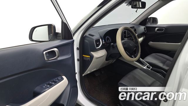Hyundai Venue 2020 — photo 13