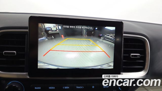 Hyundai Venue 2020 — photo 21