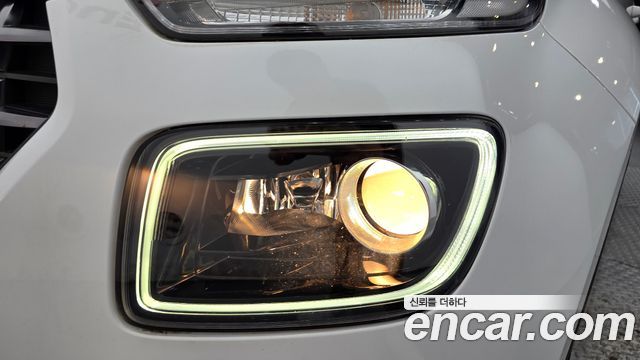 Hyundai Venue 2020 — photo 8