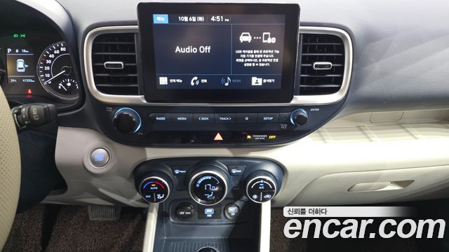 Hyundai Venue 2020 — photo 29