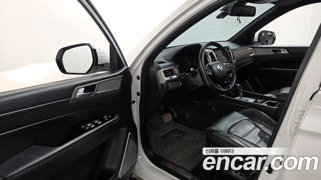 KG Mobility Rexton 2018 — photo 10