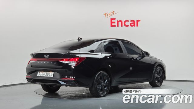 Hyundai AVANTE 2023 — photo 2