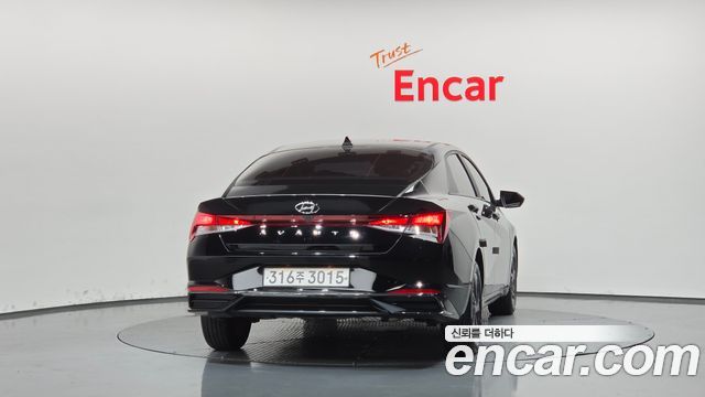 Hyundai AVANTE 2023 — photo 4