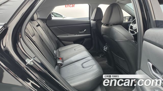 Hyundai AVANTE 2023 — photo 17