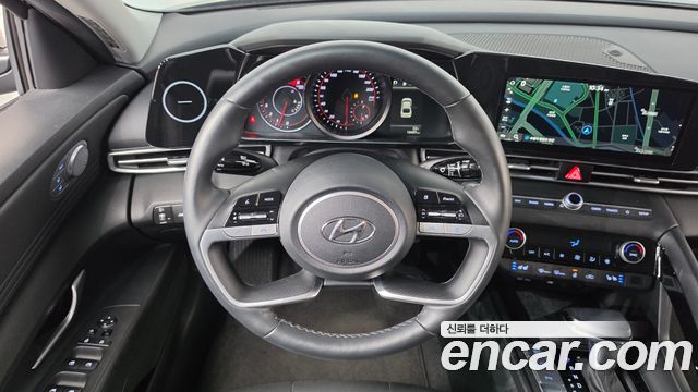 Hyundai AVANTE 2023 — photo 19
