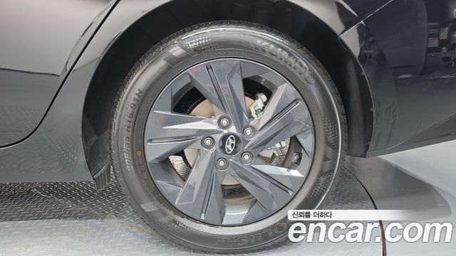 Hyundai AVANTE 2023 — photo 7