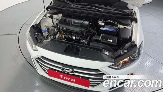 Hyundai AVANTE 2017 — photo 6