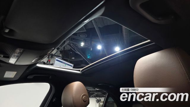 Mercedes-Benz E-Class 2021 — photo 22