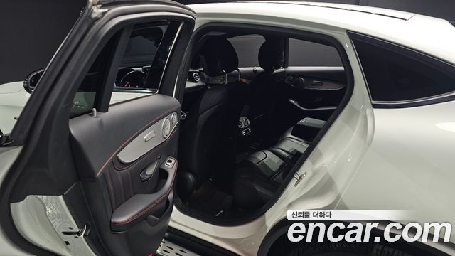 Mercedes-Benz GLC-Class 2018 — photo 12
