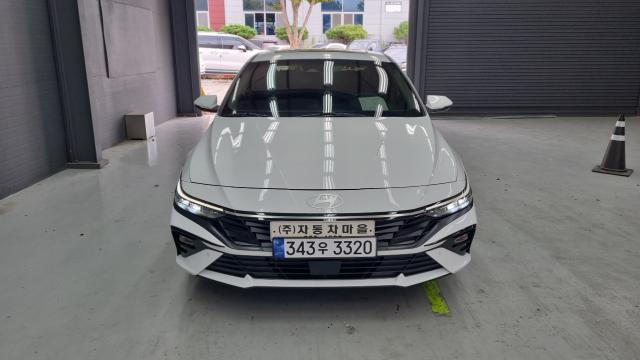 Hyundai AVANTE 2025 — photo 3