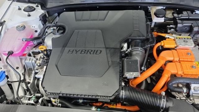 Hyundai AVANTE 2025 — photo 6
