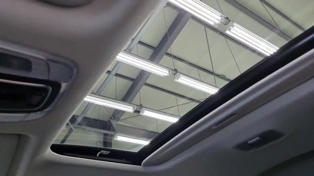 Hyundai AVANTE 2025 — photo 12