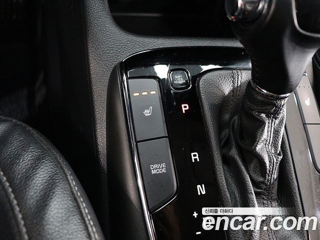 Kia K3 2016 — photo 11