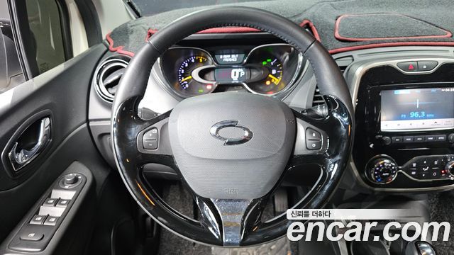Renault Korea QM3 2014 — photo 19