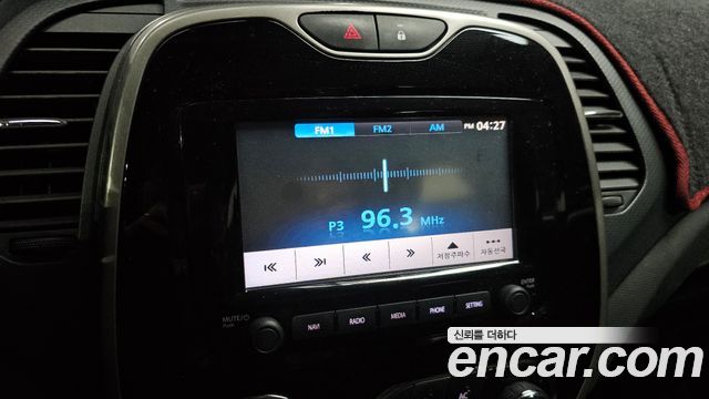 Renault Korea QM3 2014 — photo 22