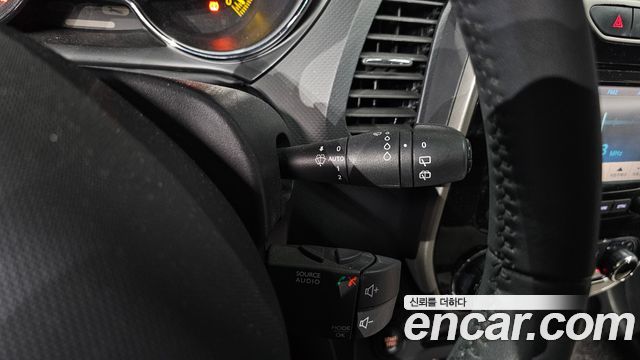 Renault Korea QM3 2014 — photo 25