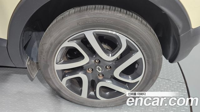 Renault Korea QM3 2014 — photo 7