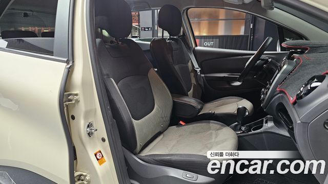 Renault Korea QM3 2014 — photo 16