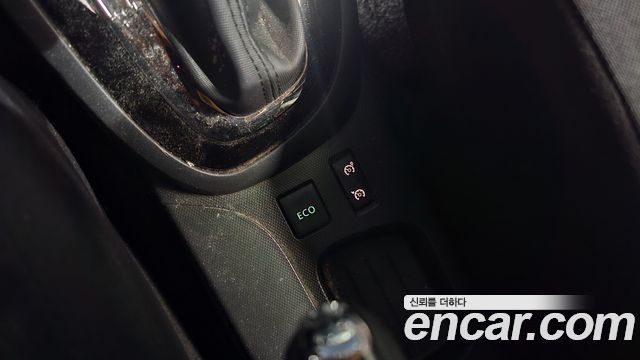 Renault Korea QM3 2014 — photo 27