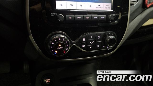 Renault Korea QM3 2014 — photo 28