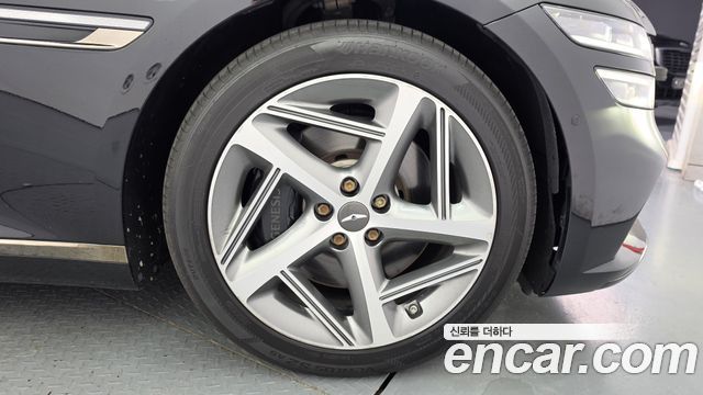 Genesis G80 2023 — photo 5