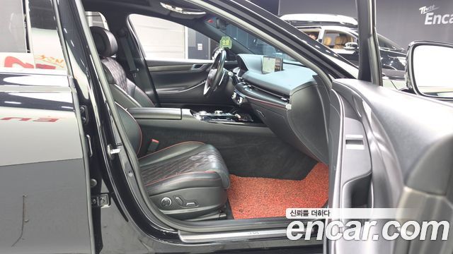 Genesis G80 2023 — photo 17