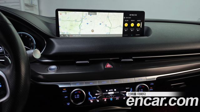 Genesis G80 2023 — photo 20