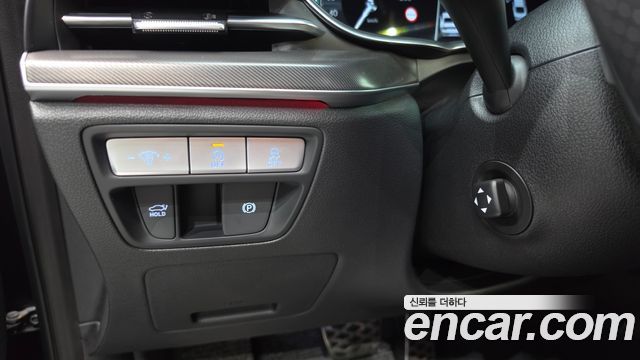Genesis G80 2023 — photo 22