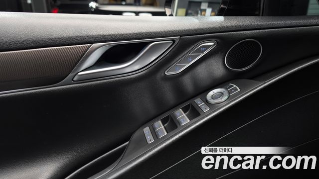 Genesis G80 2023 — photo 27