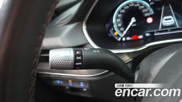 Genesis G80 2023 — photo 29