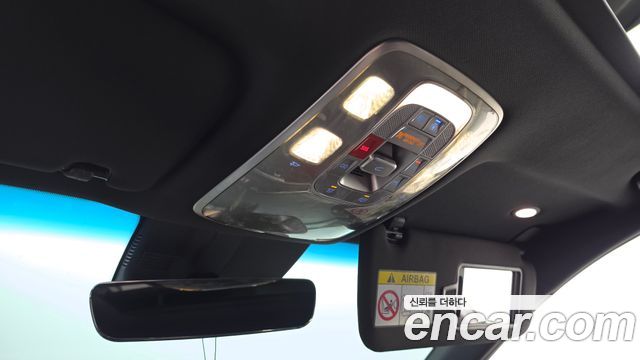 Genesis G80 2023 — photo 30