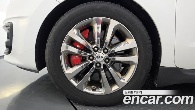 Kia Canival 2016 — photo 5