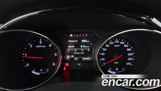 Kia Canival 2016 — photo 8