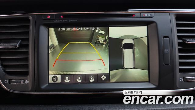 Kia Canival 2016 — photo 15