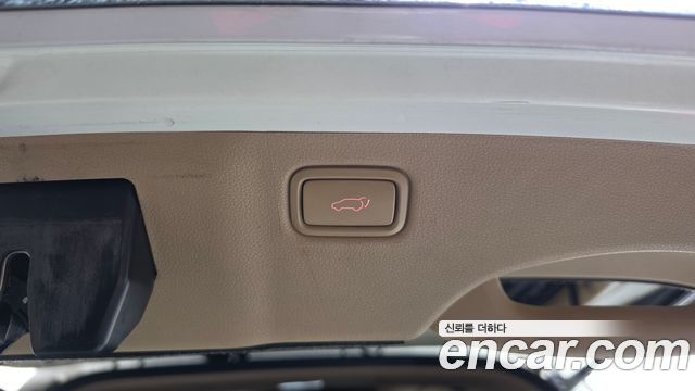 Kia Canival 2016 — photo 17