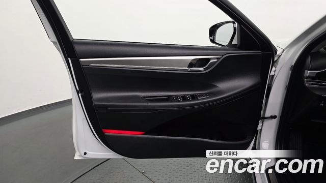 Hyundai Grandeur 2022 — photo 14